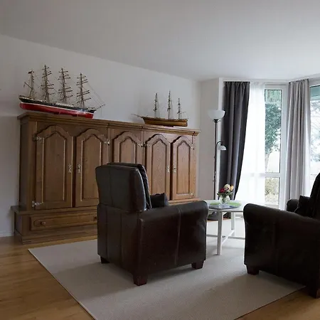 Апартаменты Ferienwohnung Mit Kanalblick *