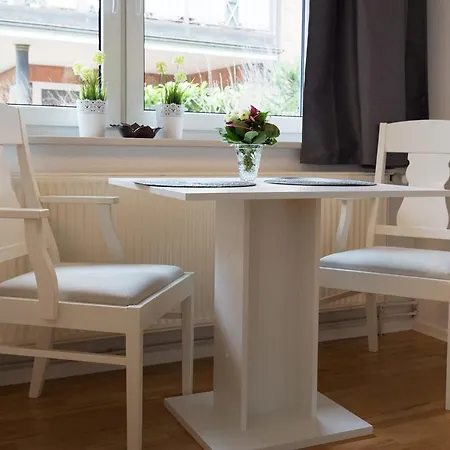 Ferienwohnung Mit Kanalblick Apartment *