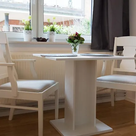 Ferienwohnung Mit Kanalblick Апартаменты *